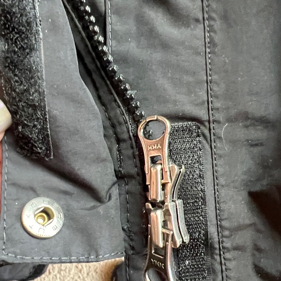 The North Face Women's Antora Hyvent Jacket Black SZ M Wind Rain - Picture 9 of 14